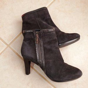 Anne Klein Black Suede Almond Toe 3 in Boot 6.5